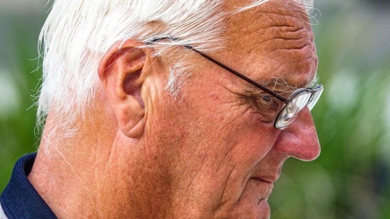 89-latek z Kielc oszukany – stracił 34 tysiące złotych
