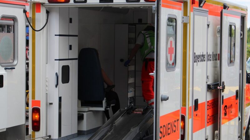 Zdarzenie drogowe na trasie K73 w Radlinie