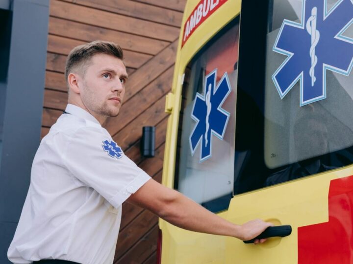 Śmiertelne zatrucie tlenkiem węgla w domu przy Warszawskiej w Kielcach – 65-letnia kobieta nie żyje