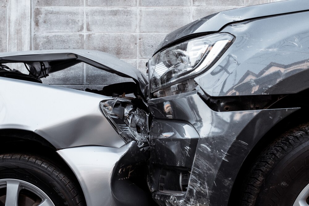 Śmiertelny wypadek na trasie 74: Zginął kierowca volkswagena