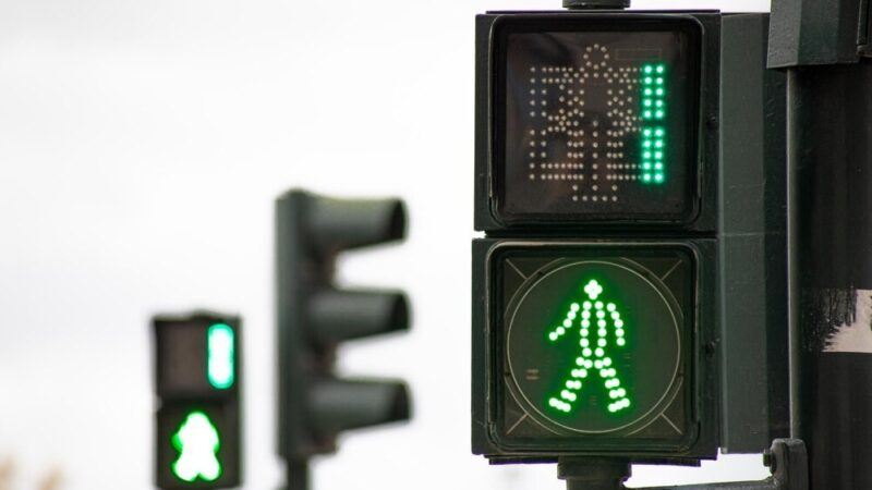 69-letnia piesza potrącona w Kielcach. Kobieta trafiła do szpitala