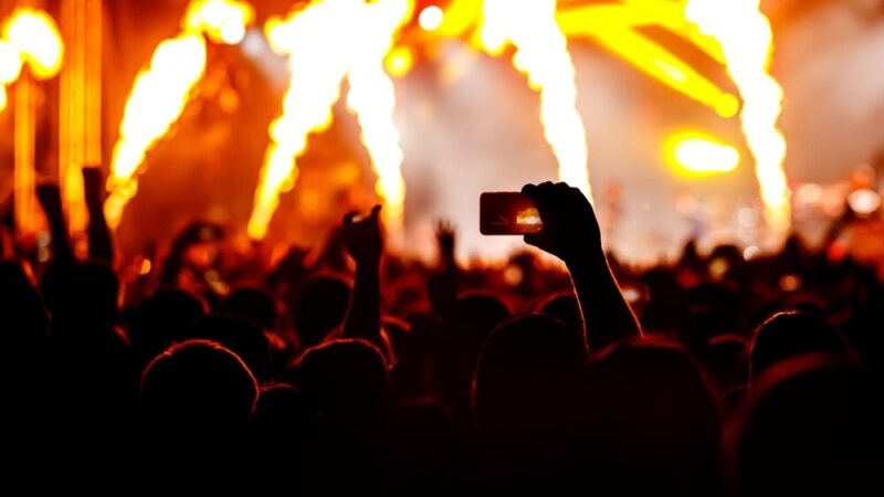 Festiwal Filmowej Muzyki w Kielcach: Niezapomniane Dźwięki i Klasyki Kina na Żywo!
