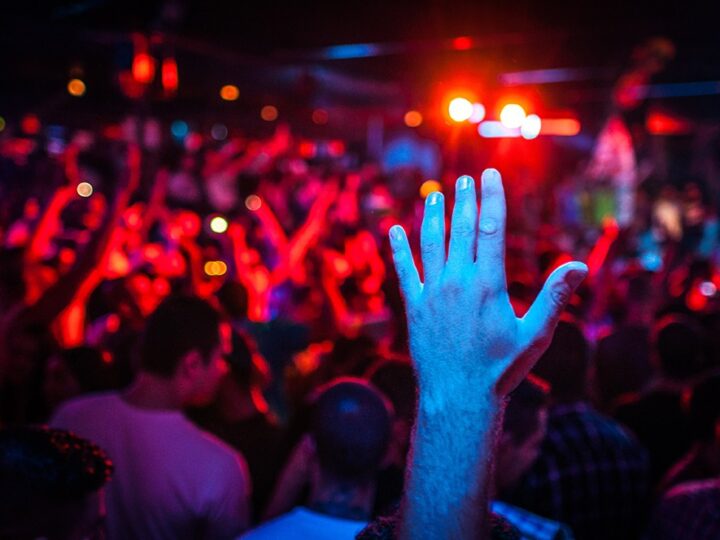 Kielce z hukiem żegnają lato: Przebój Lata Radia ZET i Polsatu zachwycił tłumy na Kadzielni!