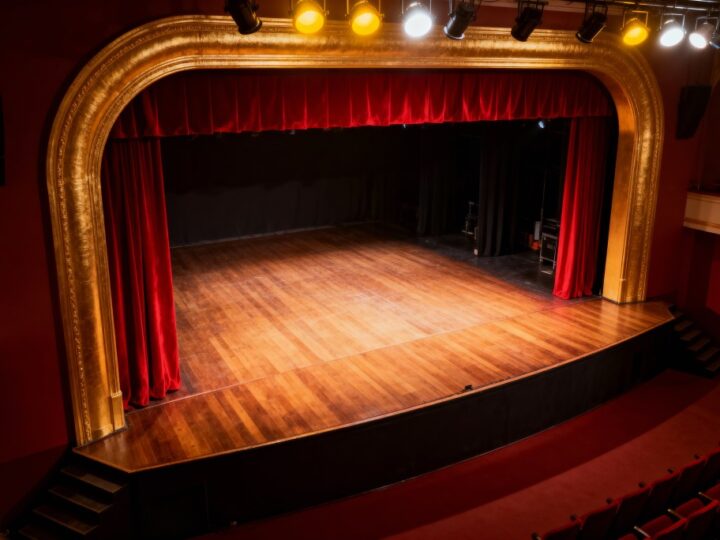 Zanurz się w emocjonującą opowieść o miłości i władzy!