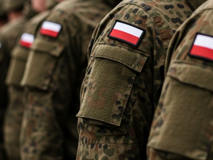 Służby kryzysowe w akcji: Ćwiczenia obronne w powiecie kieleckim