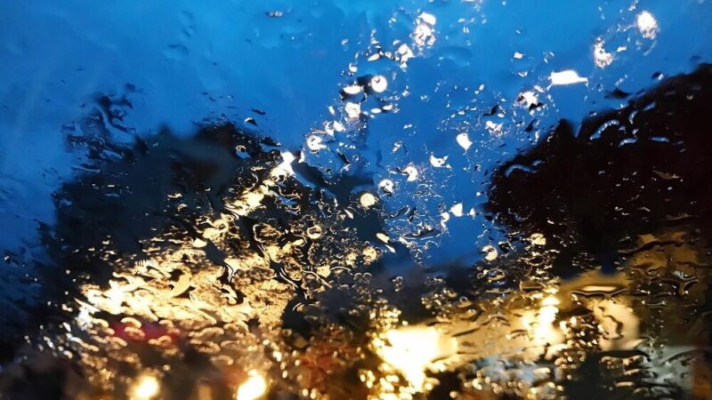 Śnieżna niedziela w Kielcach: IMGW wydaje alert!