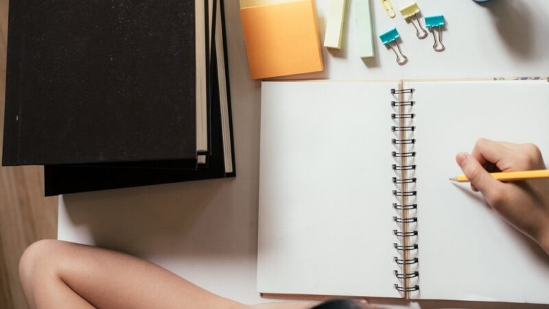 Uczniowie SP 28 odkrywają tajniki samorządu w Urzędzie Miasta