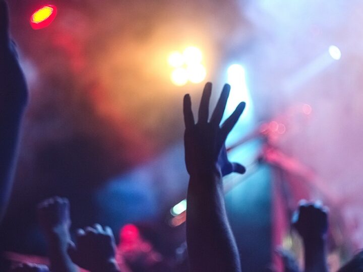 Sylwestrowa podróż muzyczna z Laurą Łącz w KCK