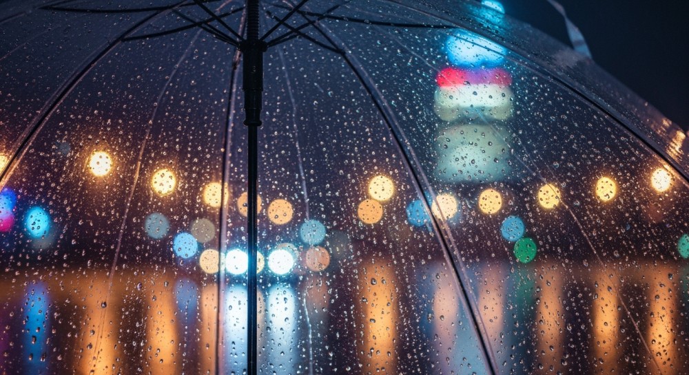 Gęste mgły w Kielcach – alert IMGW!