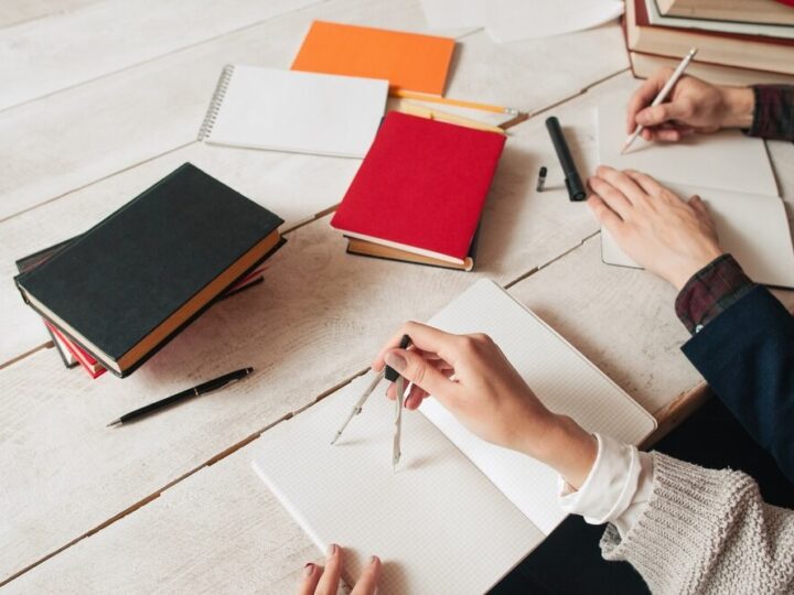 Geniusze z Chmielnika uhonorowani stypendiami za wybitne osiągnięcia edukacyjne