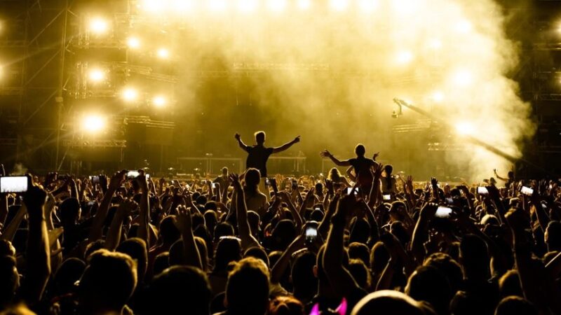 Zanurz się w magię musicalu: przedpremiera „Witajcie w naszej bajce” już wkrótce!