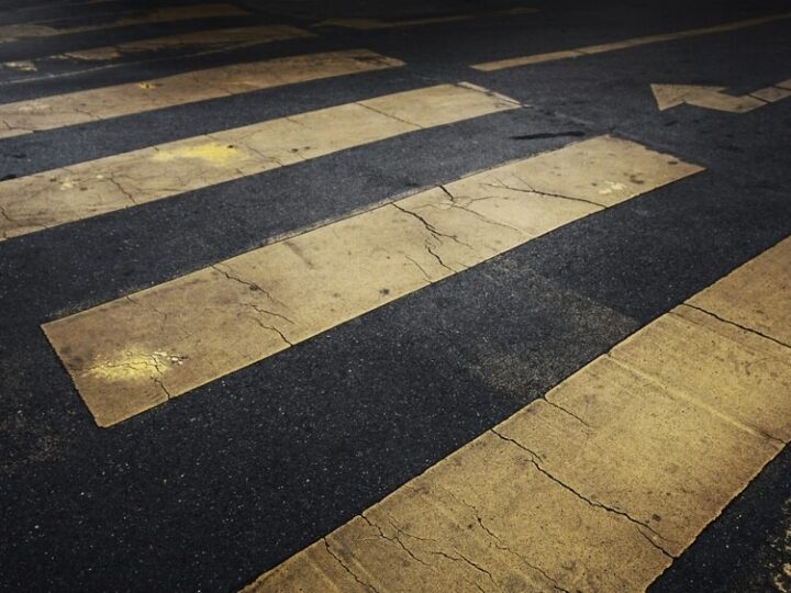 Bezpieczeństwo na skrzyżowaniu w Radomicach: Starosta działa po wypadku