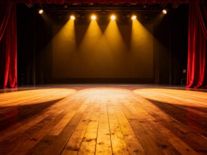 Sylwestrowy spektakl „Cypelek” w WDK: śmiech i emocje na pożegnanie roku