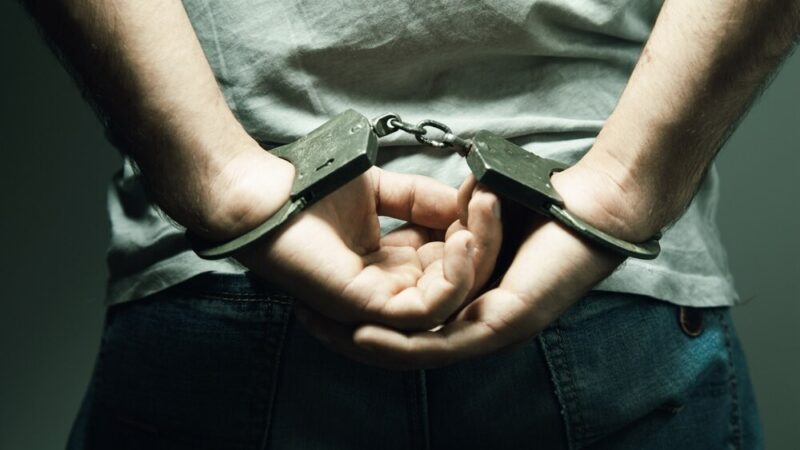 Policja szybko ujęła włamywacza w Fałkowie