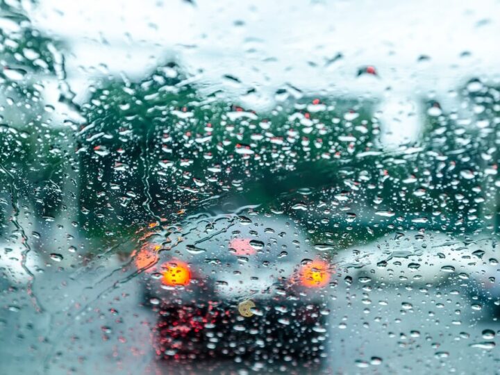 Marznące opady w Kielcach: IMGW ostrzega na weekend