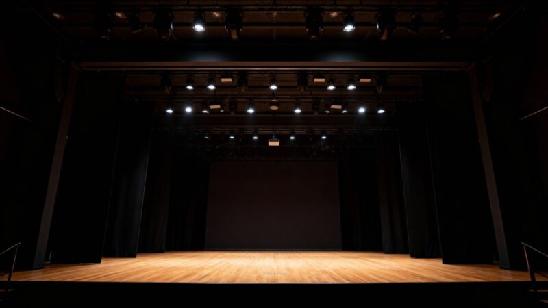 Odkryj nową wersję „Opowieści Wigilijnej” w Teatrze Salvatus!