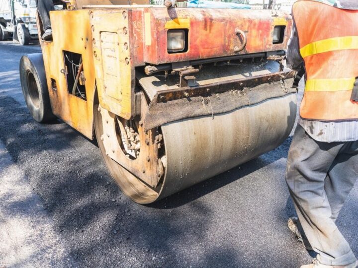 Remont ulicy płk. Dąbka z nowoczesnym oświetleniem i chodnikami