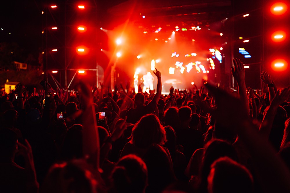 Karnawałowy koncert orkiestr wojskowych: Muzyczna eksplozja emocji i energii