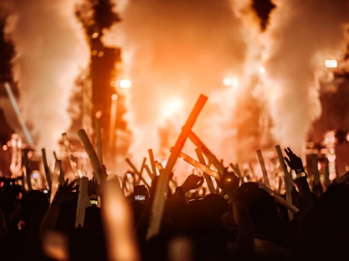 Kukulski i Orkiestry Wojskowe: Muzyczne Widowisko, Którego Nie Możesz Przegapić!