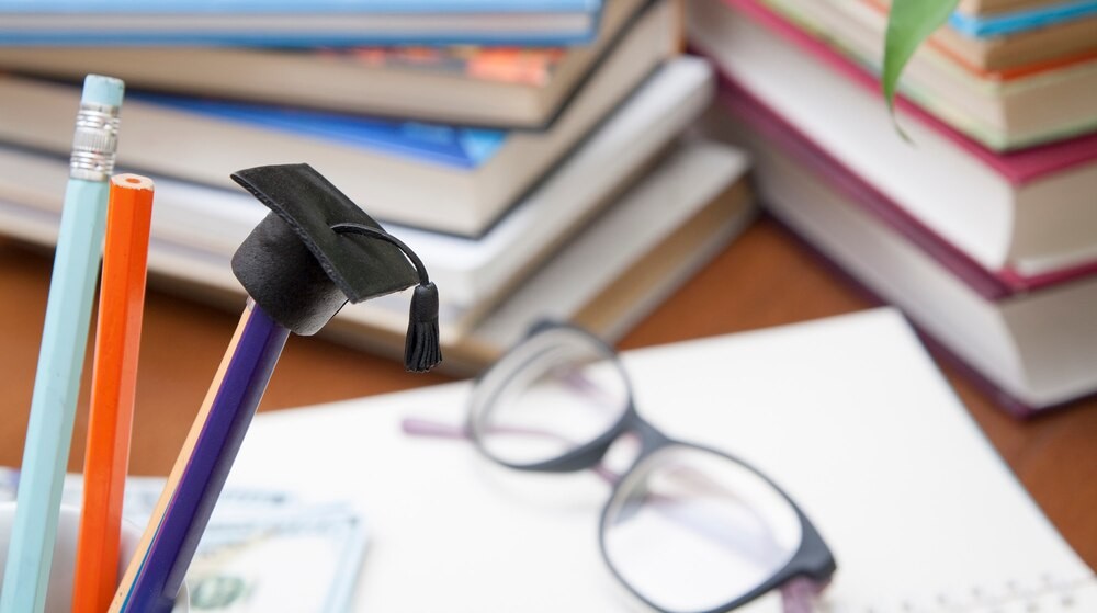 Młodzież w „SmiKlandzie”: Edukacja o zagrożeniach i odpowiedzialności społecznej