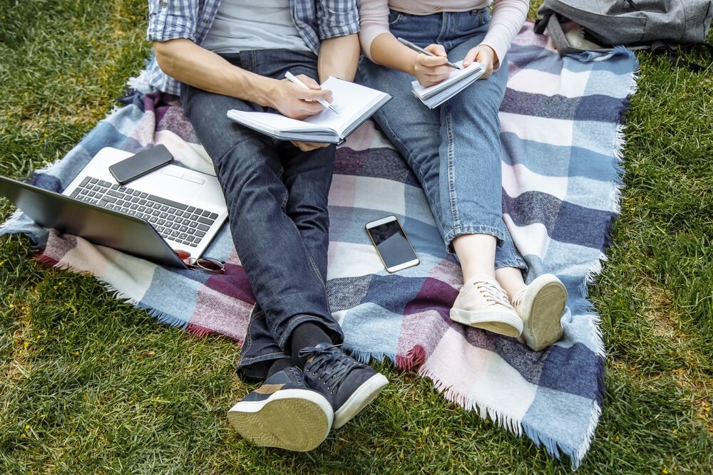 Młodzież odkrywa przyszłość zawodową na wydarzeniu „Fach w ręku”