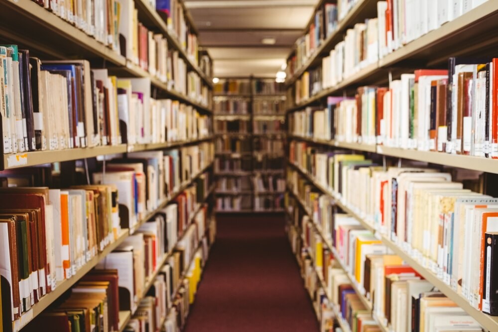 Kielce sprzed lat: odkryj zapomniane historie miasta!