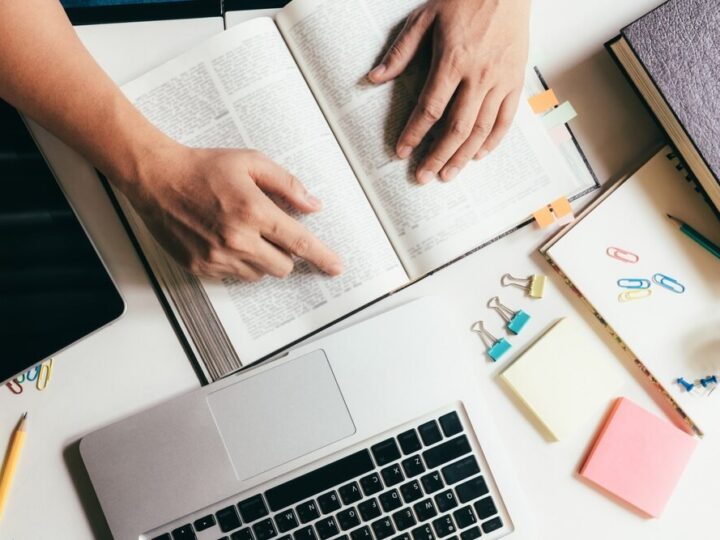 Startuje VIII edycja programu stypendialnego Uniwersytet Sukcesu dla młodych kobiet!