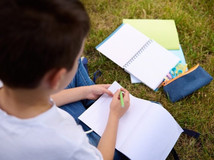Strażacy uczą studentów, jak dbać o bezpieczeństwo w Kielcach