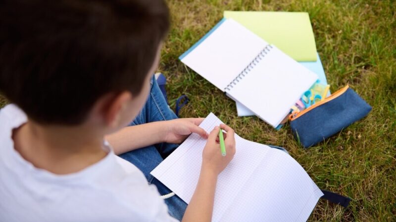 Strażacy uczą studentów, jak dbać o bezpieczeństwo w Kielcach