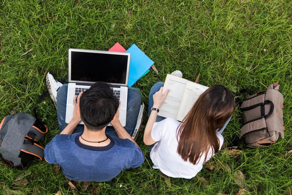 Młody geniusz z Bodzentyna zdobywa szczyty w wojewódzkich konkursach edukacyjnych