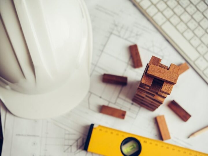 Kładka pieszo-rowerowa w Kostomłotach Pierwszych – nowa inwestycja dla gminy Miedziana Góra