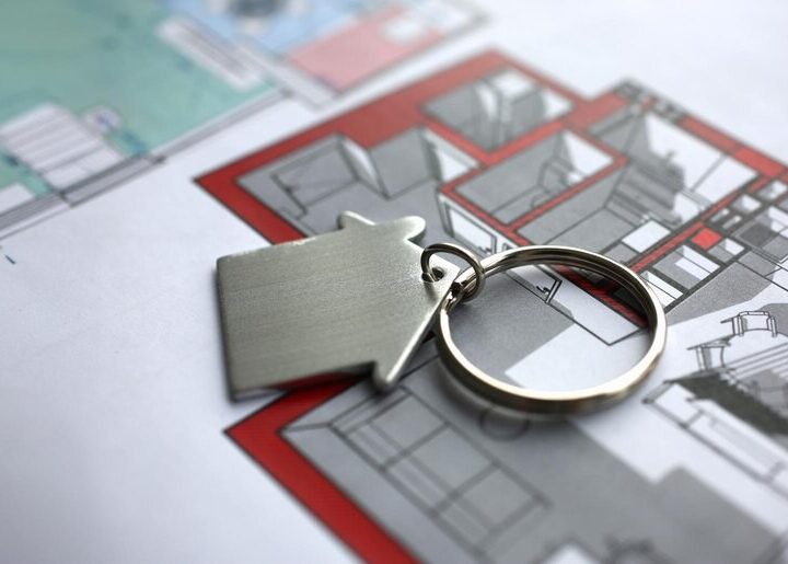 Budowa parkingu przy szkole w Ćmińsku – umowa na dokumentację już podpisana!