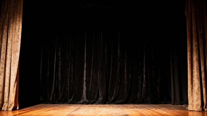 Nowy termin spektaklu „Porwanie Europy” w Kielcach!