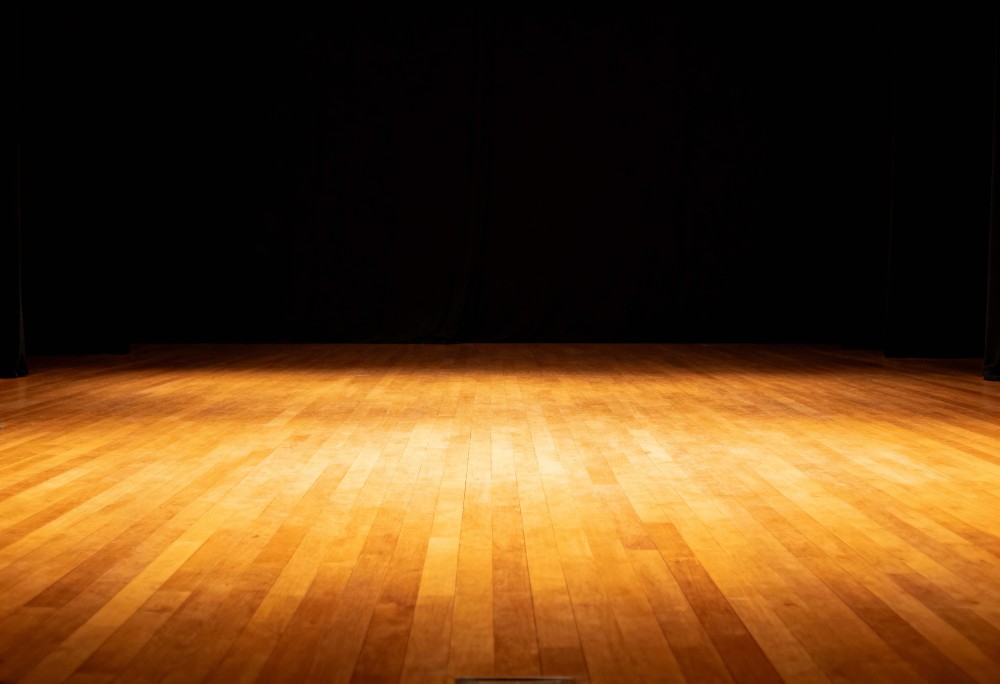 Młodzież na scenie: Teatralne przesłanie o zdrowiu i odpowiedzialności