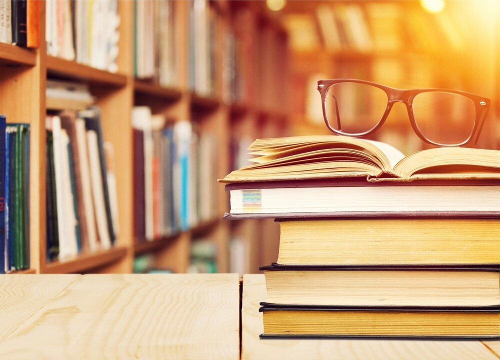 Literackie Święto w Chmielniku: Odkryj Magię Tygodnia Bibliotek!