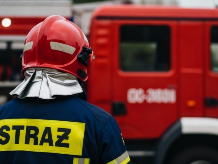 Nowy sztandar i siedziba dla strażaków w Końskich podczas wojewódzkich obchodów Dnia Strażaka