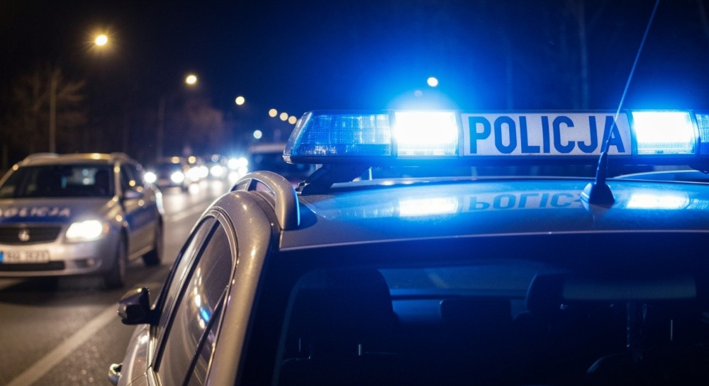 Policja w Mierzawie w akcji: Hunt za zabójcą byłego funkcjonariusza