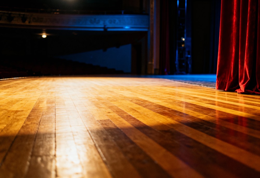 Teatr SEN-ior z wyjątkowym spektaklem na Srebrnym Jędrzejowie!