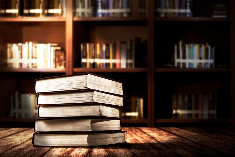 Emocje i dylematy w literaturze: Dyskusyjny Klub Książki w Bodzentynie