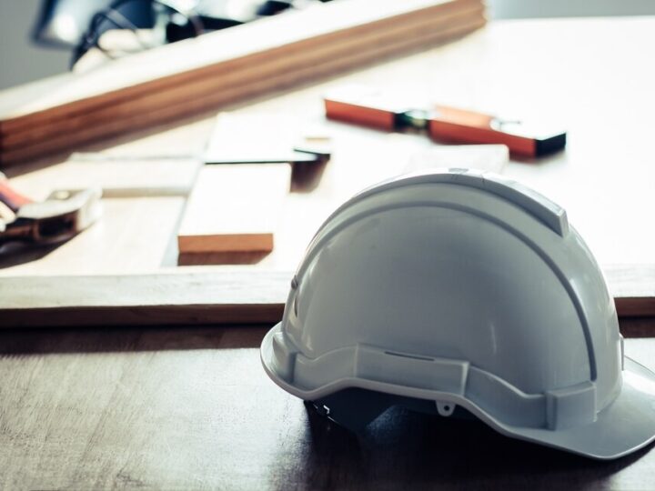 Nowy dach i modernizacja „Szklanego Domu” w Ciekotach poprawiają komfort i bezpieczeństwo