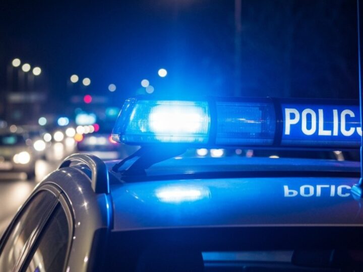 Bezpieczne zgromadzenia w Kielcach: Policja czuwała nad porządkiem w śródmieściu
