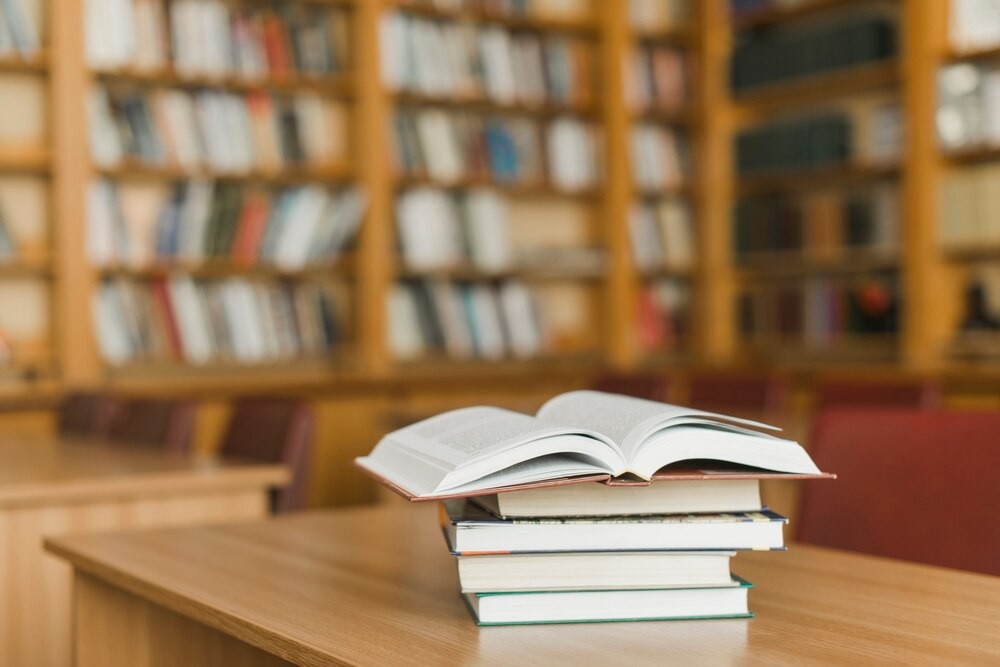 Nowe książki w Chmielniku: Biblioteka z dotacją na rozwój!