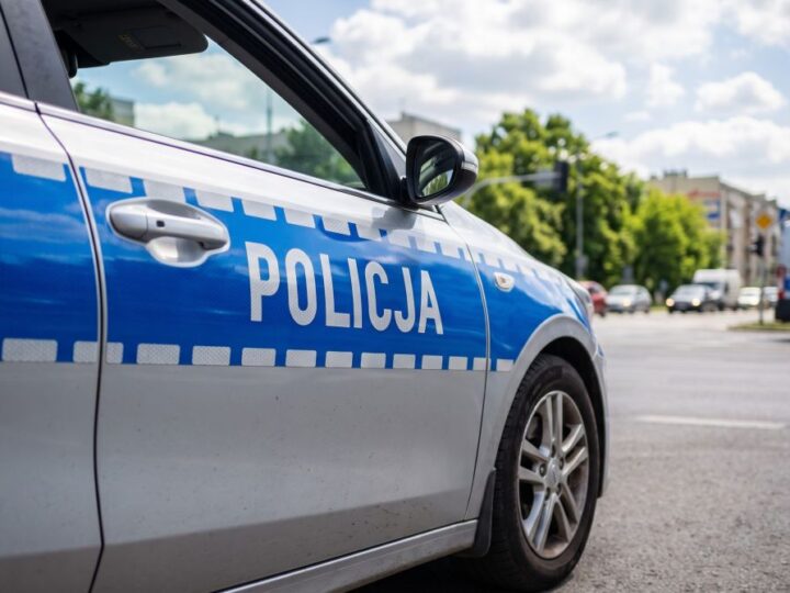 Policja zlikwidowała laboratorium klefedronu. Zabezpieczono 680 kg narkotyku, dwóch zatrzymanych