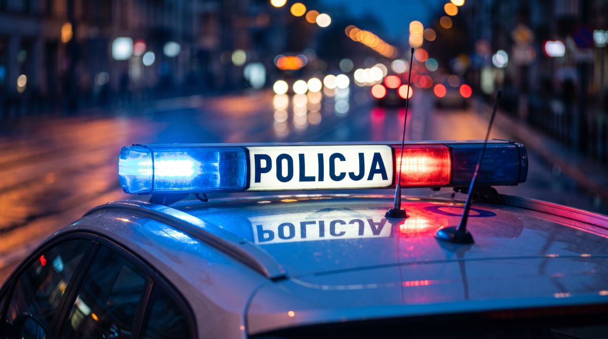 Bohater na drodze: Policjant interweniuje po służbie
